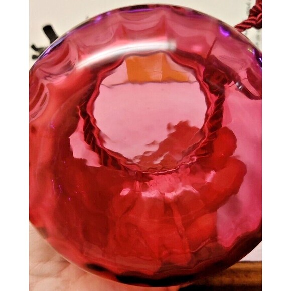 Vintage 1960s  PILGRIM "Cranberry" BLOWN-GLASS Vertical Rib Paneled Vase - Picture 4 of 11